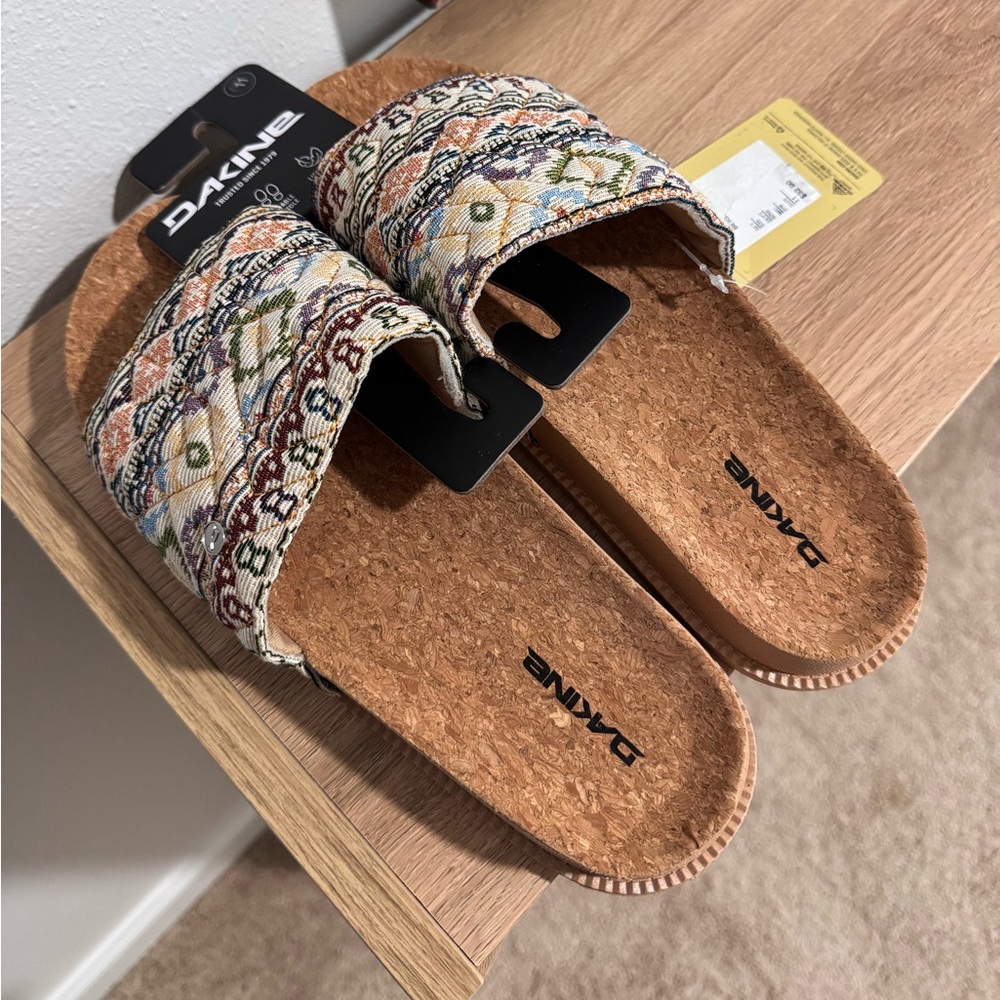 Dakine Multicolor Patterned Cork Footbed sandals